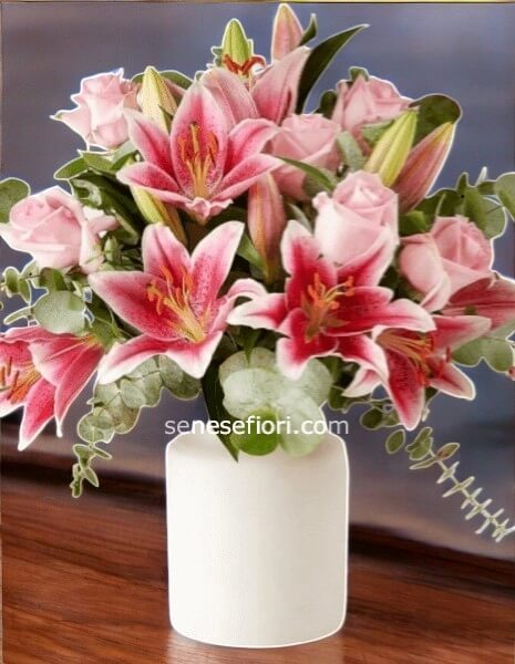Mazzo di 3 lilium e 4 rose Small