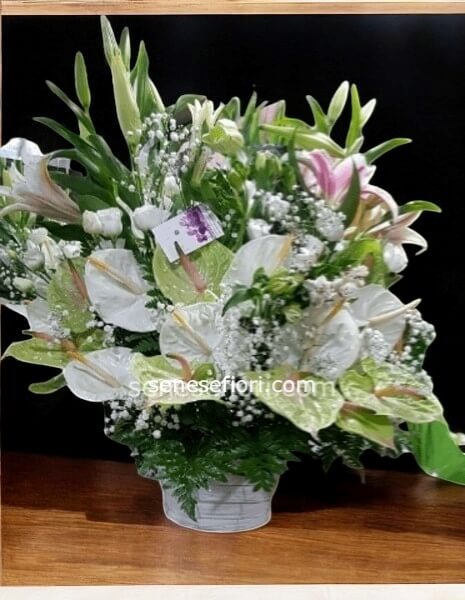 composizione fiori misti in spugna