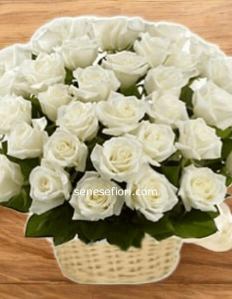 composizione rose bianche