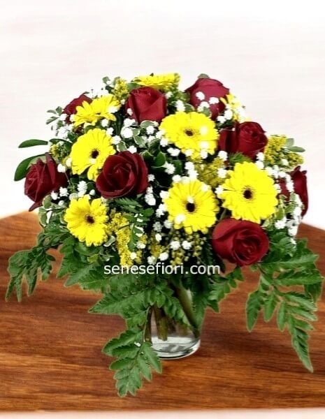 Bouquet fiori rossella 4 rose e 4 gerbere Small