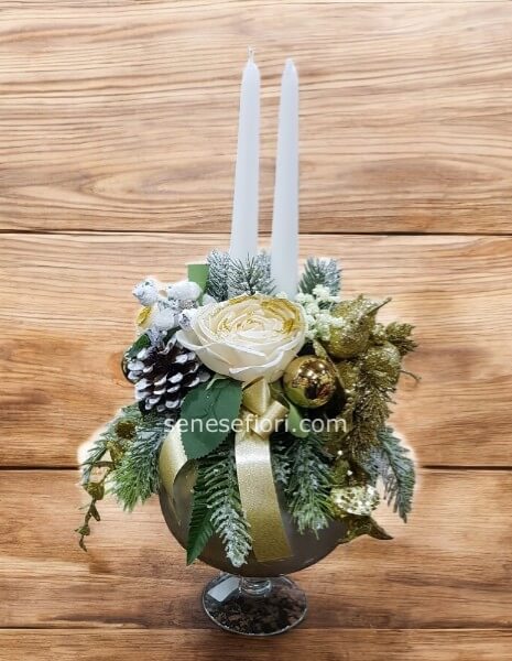Composizione natalizia oro
