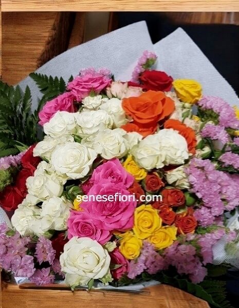 bouquet roselline Francesi a grappolo colori assortiti