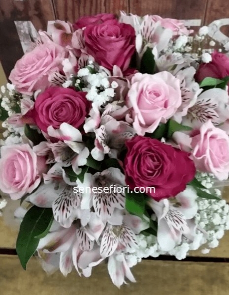 Bouquet rose e astromelie