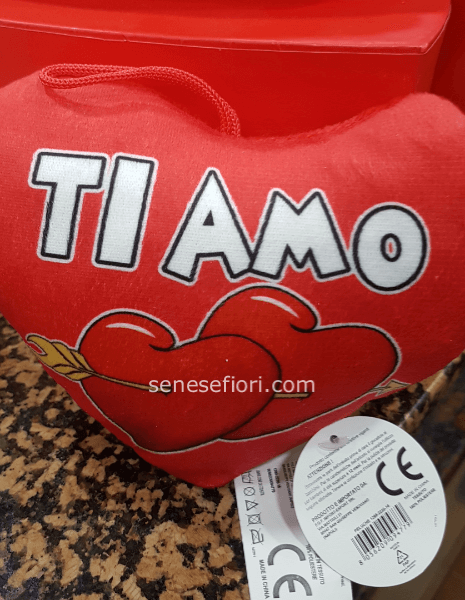 cuscino peluche ti amo da abbinare ad altro prodotto non ordinabile singolarmente