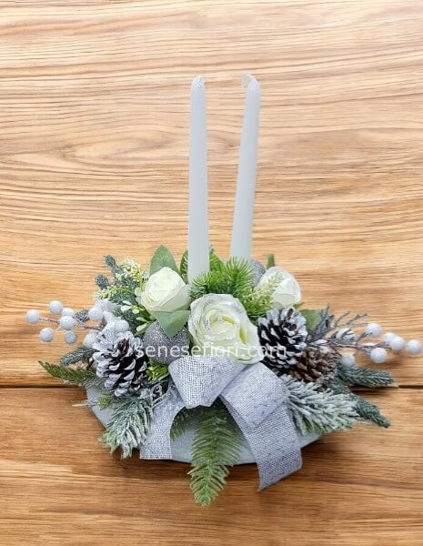 ampolla vetro natalizia con due candele