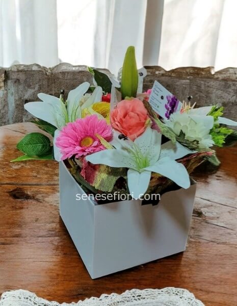 Flower Box Color Explosion: Fiori Misti Colorati | Consegna a Napoli e Provincia