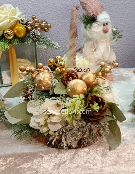 centrotavola su legno oro