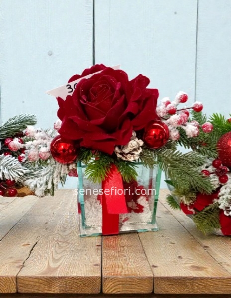 cubo vetro batalizio rosso